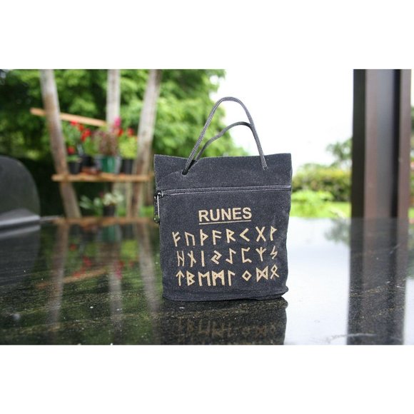 Natural Clear Quartz Rune Set Healing 25 pieces wi - Picture 3 of 4